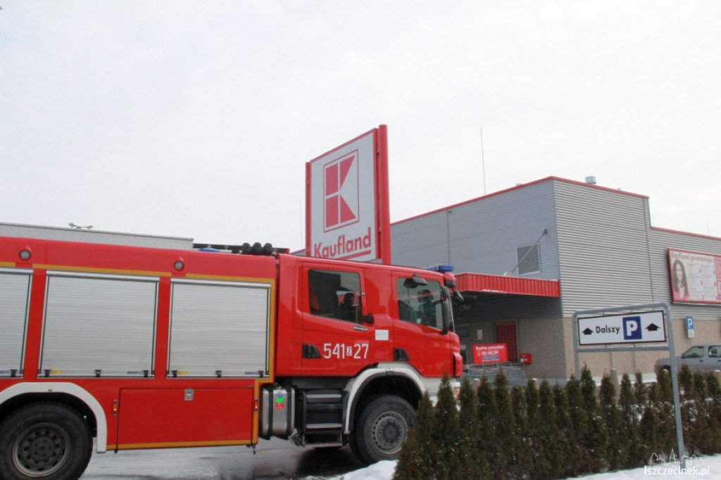 Alarm pożarowy w Kauflandzie