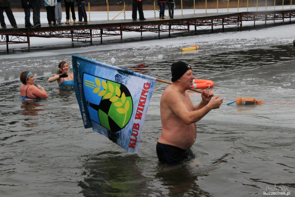 IV Zimowe zanurzenie w wodzie w Białym Borze