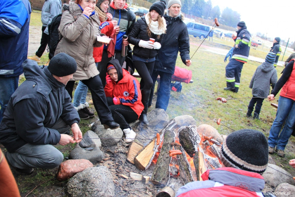 IV Zimowe zanurzenie w wodzie w Białym Borze