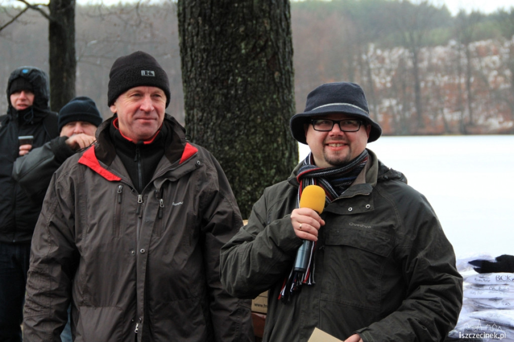 IV Zimowe zanurzenie w wodzie w Białym Borze