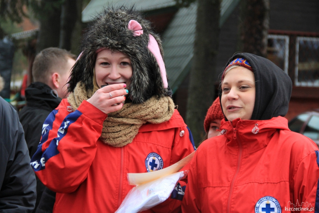 IV Zimowe zanurzenie w wodzie w Białym Borze