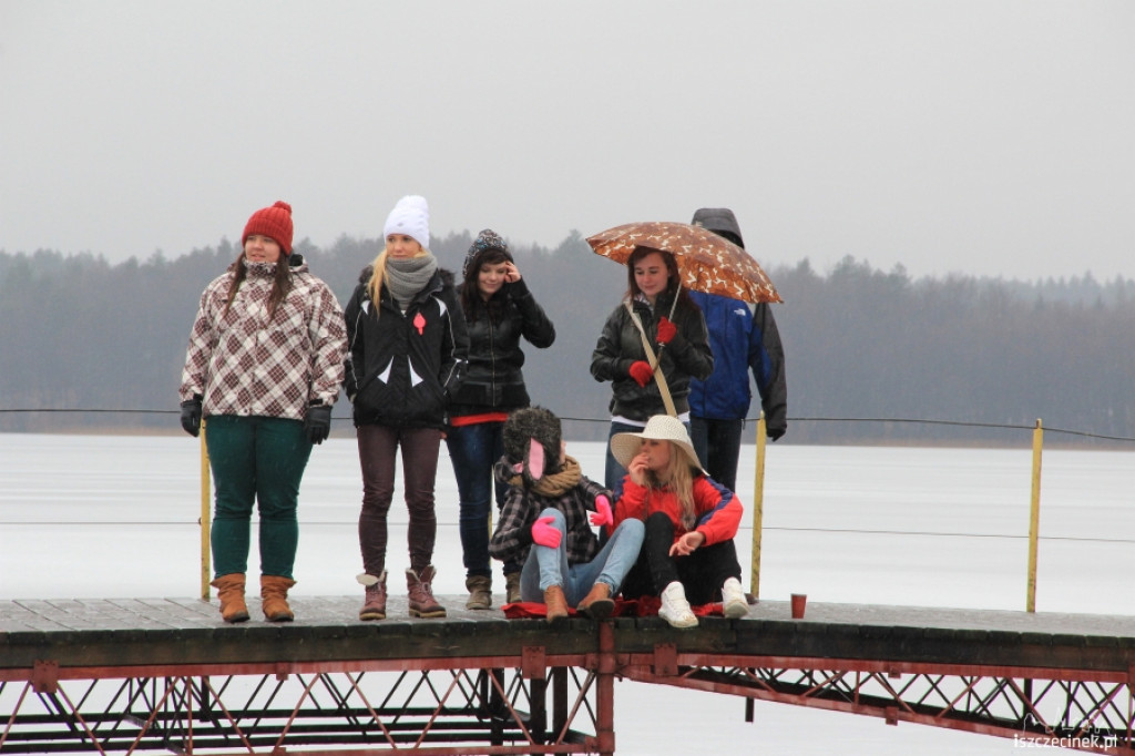 IV Zimowe zanurzenie w wodzie w Białym Borze
