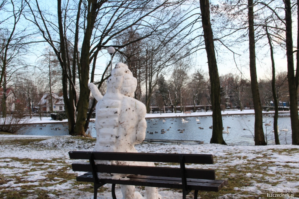 Zabawy ze śniegiem