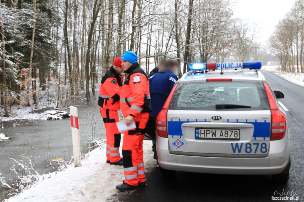 Honda civic dachowała koło Ostropola