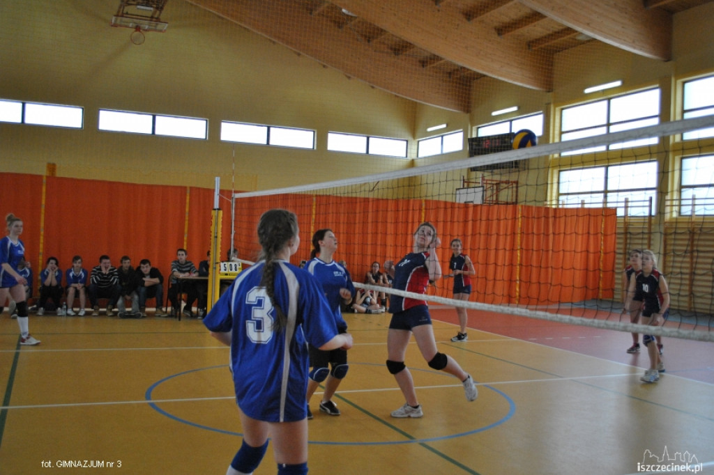 Mistrzostwa Powiatu w Piłce Siatkowej Dziewcząt