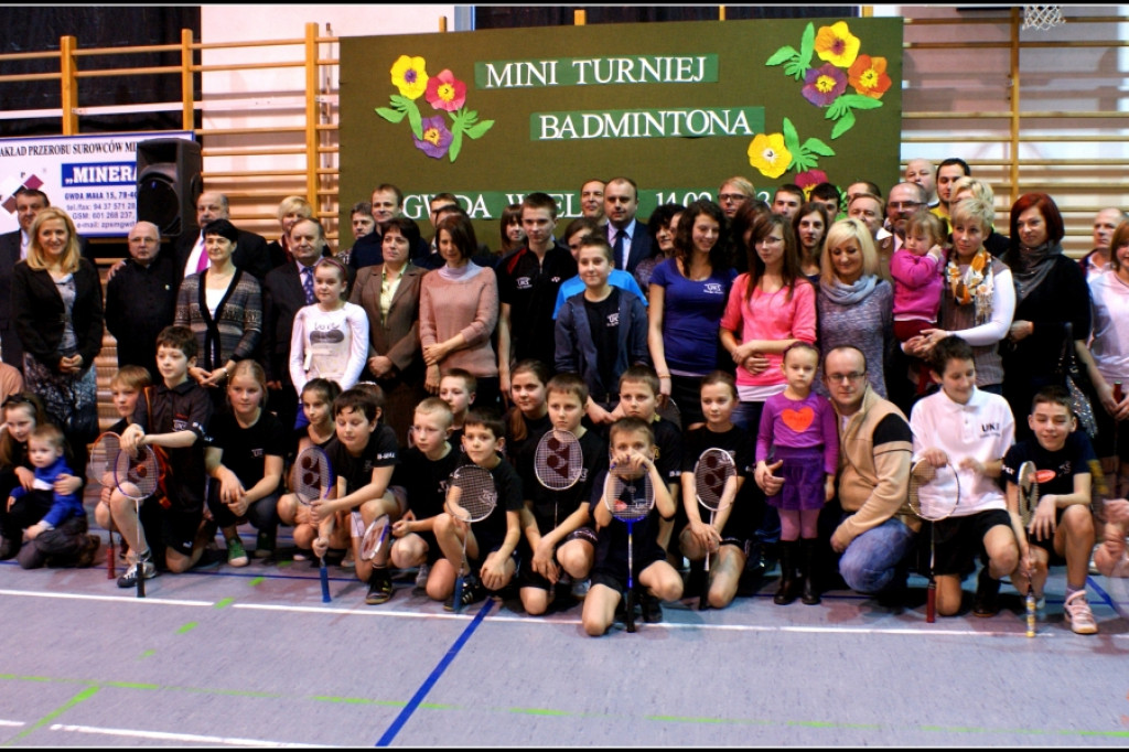 Posłowie zagrali z dziećmi