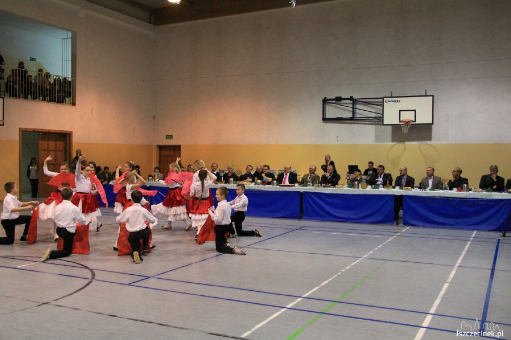 Posłowie zagrali z dziećmi