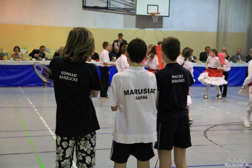 Posłowie zagrali z dziećmi