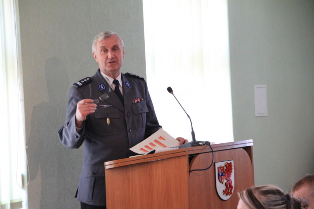 Roczna odprawa szczecineckiej policji