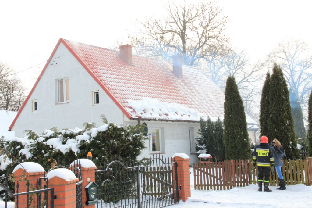 Pożar sadzy w kominie w Bugnie