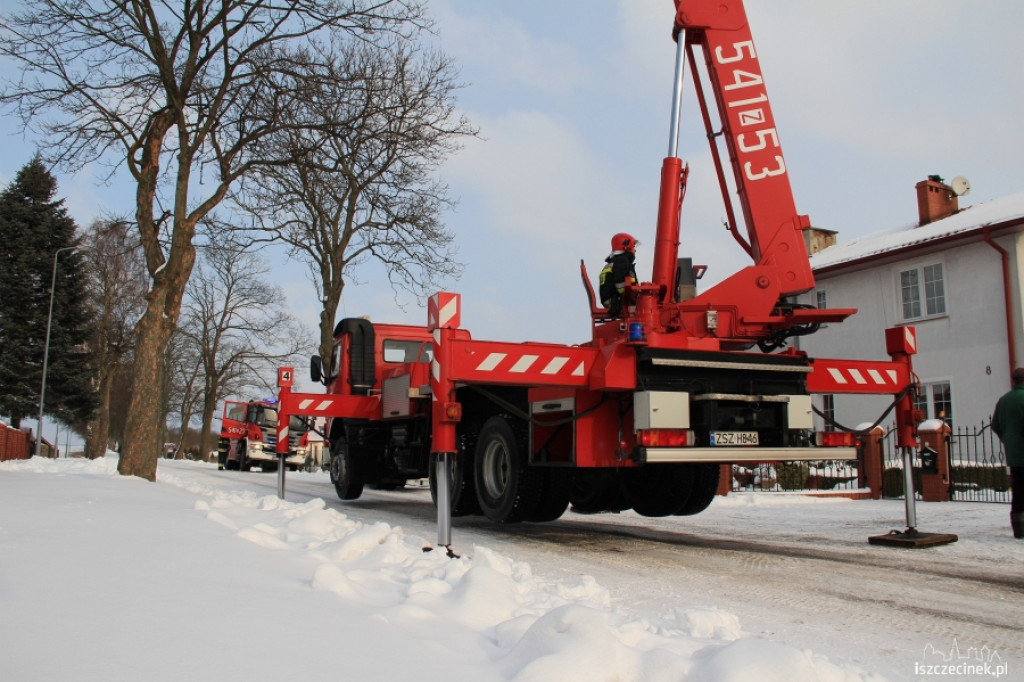 Pożar sadzy w kominie w Bugnie