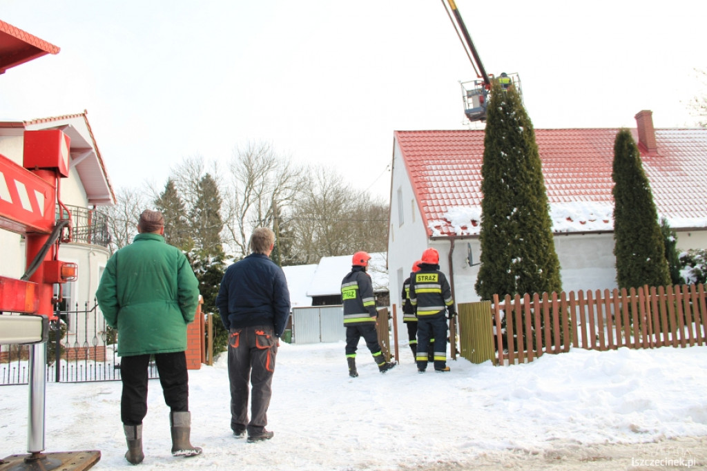Pożar sadzy w kominie w Bugnie