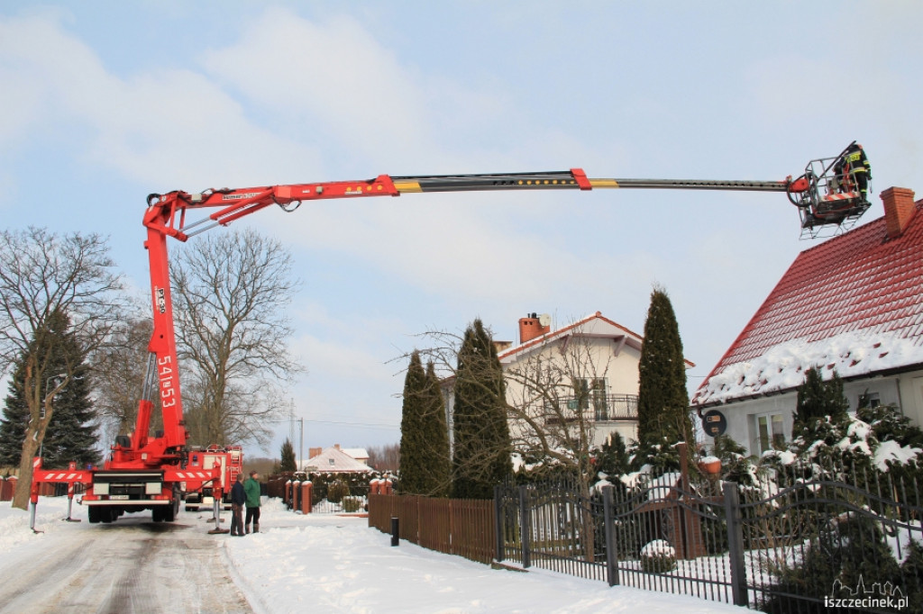 Pożar sadzy w kominie w Bugnie