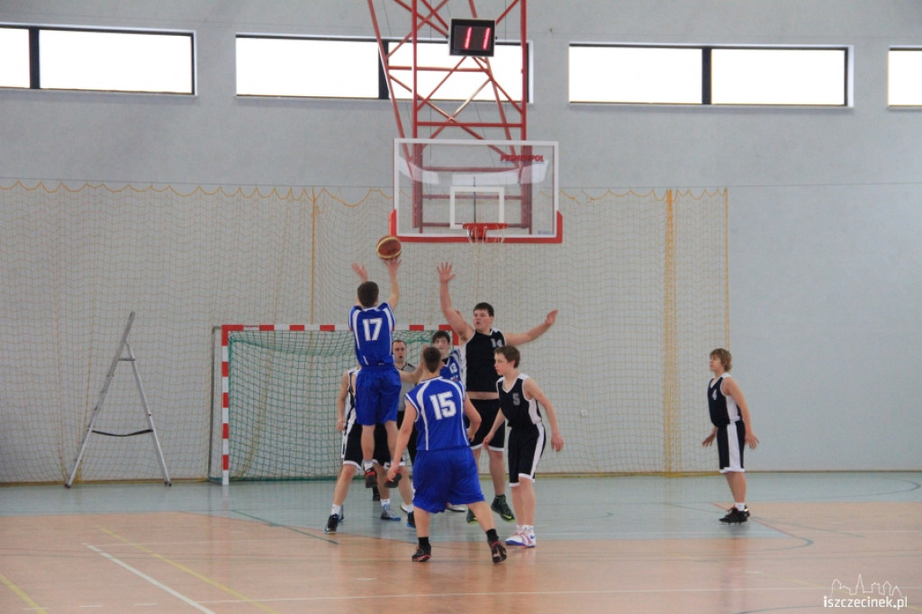 EMET Basket Szczecinek - Spójnia II Stargard Szczeciński