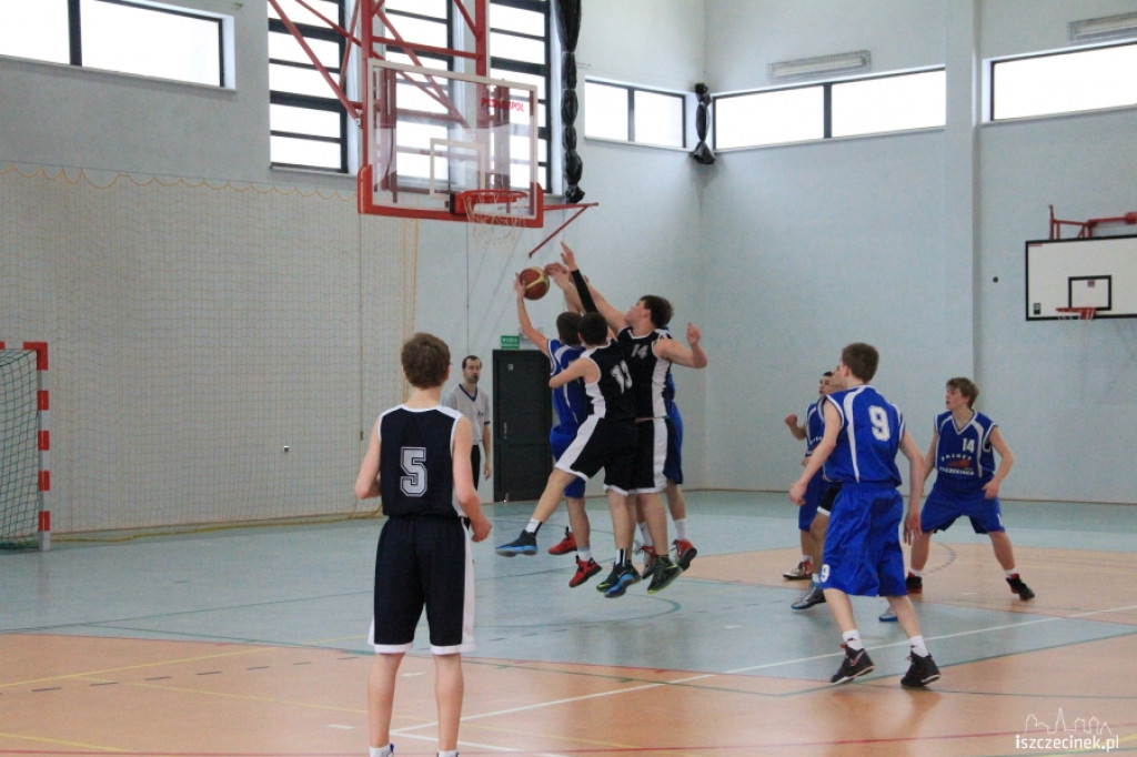 EMET Basket Szczecinek - Spójnia II Stargard Szczeciński