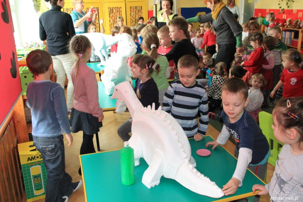 Dinozaury w przedszkolu Miś
