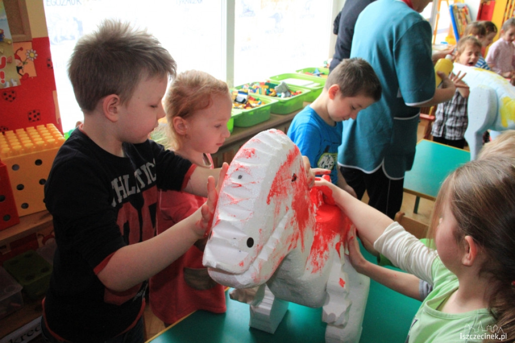 Dinozaury w przedszkolu Miś