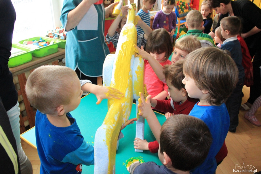 Dinozaury w przedszkolu Miś