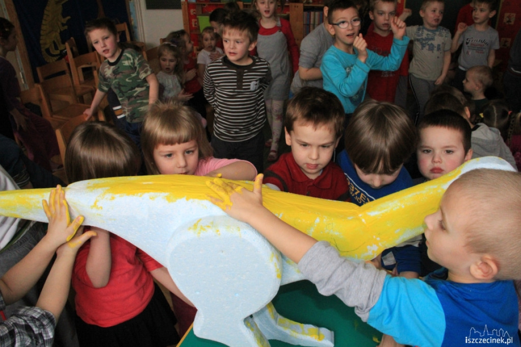 Dinozaury w przedszkolu Miś