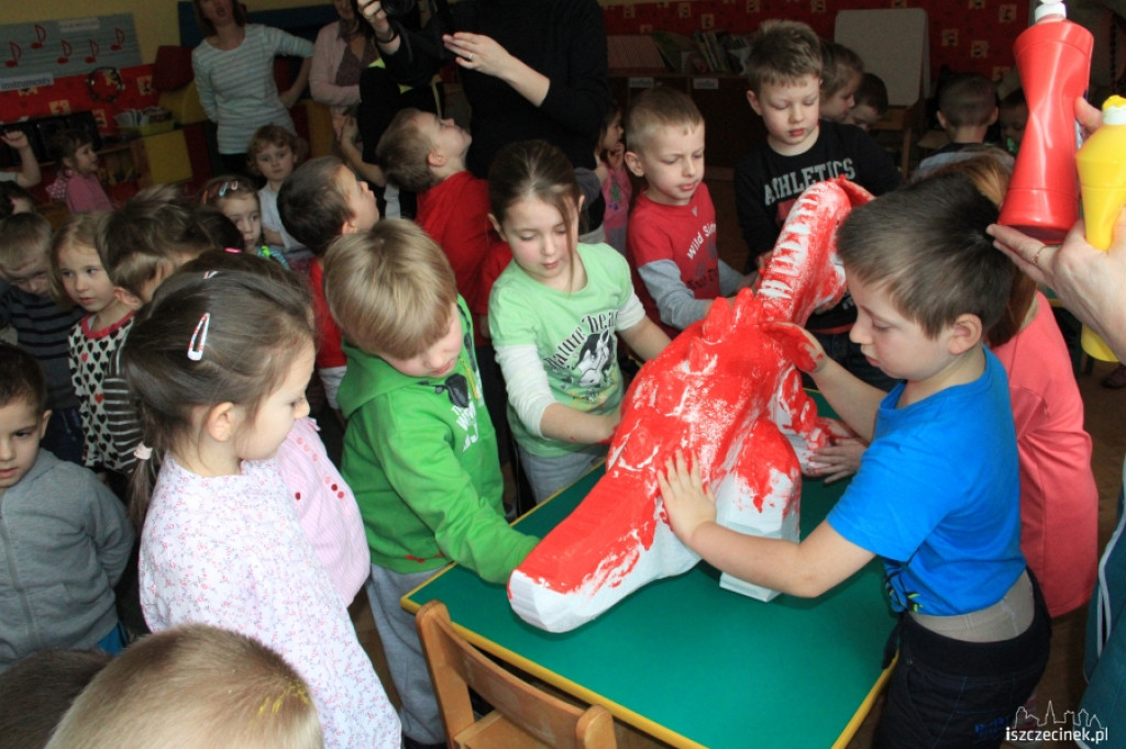 Dinozaury w przedszkolu Miś