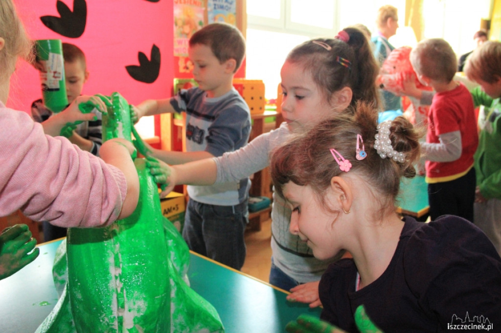 Dinozaury w przedszkolu Miś