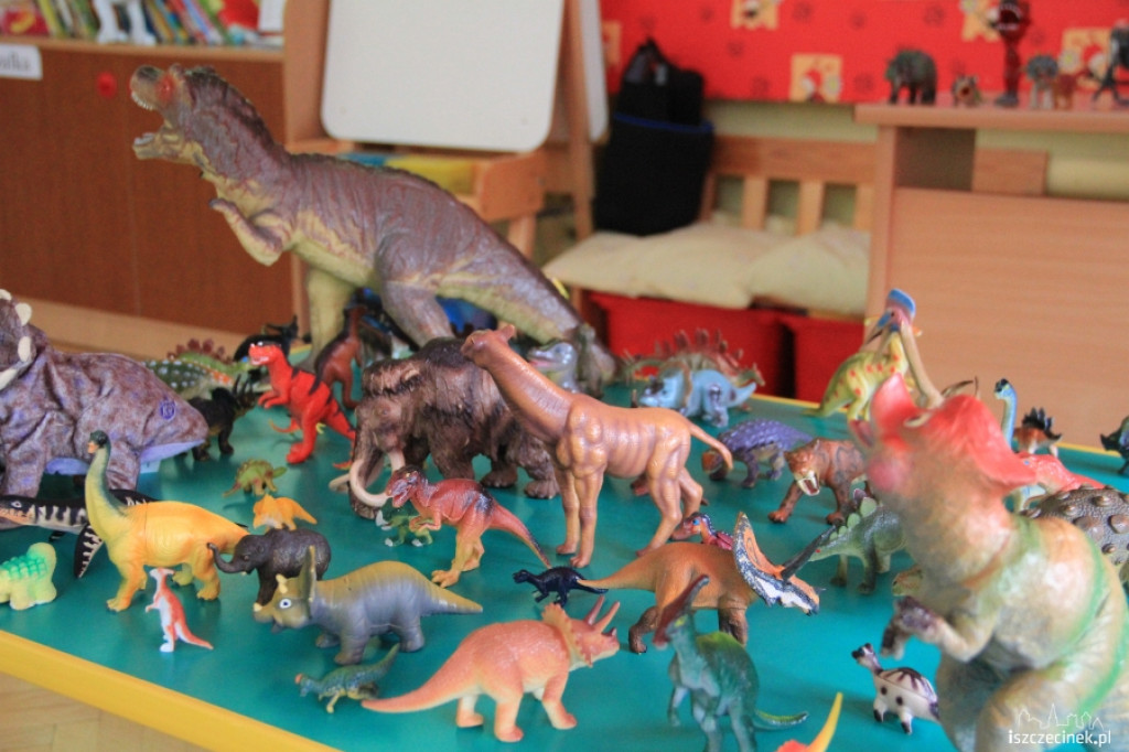 Dinozaury w przedszkolu Miś