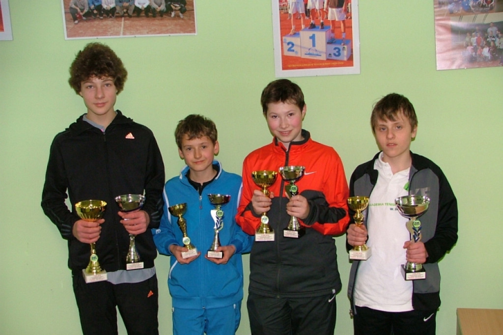 Halowy Wojewódzki Turniej Tenisowy