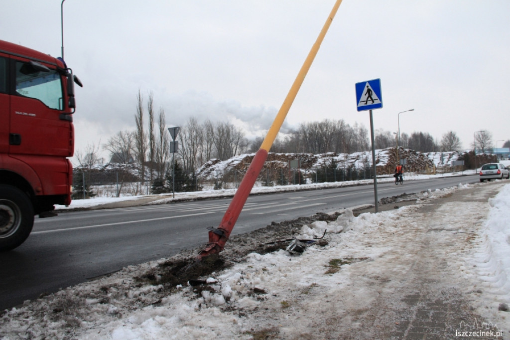 Kolizja z lampą na Waryńskiego