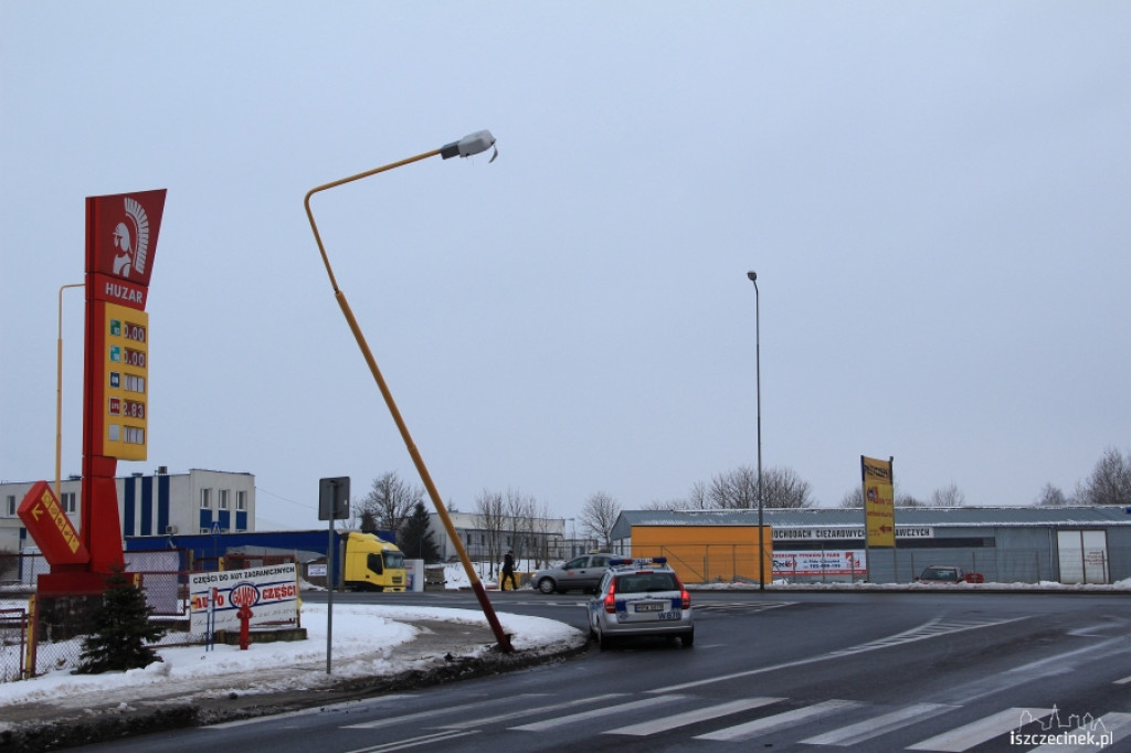Kolizja z lampą na Waryńskiego
