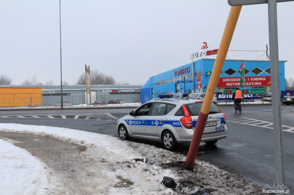 Kolizja z lampą na Waryńskiego