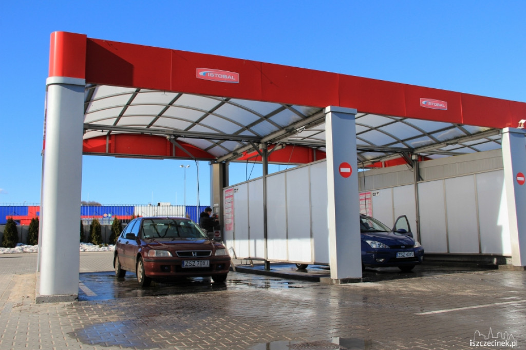 Oblężenie myjni samochodowych