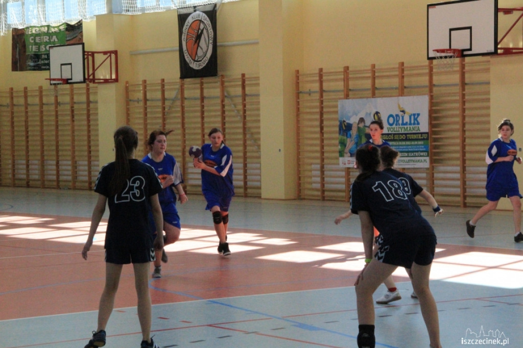 Turniej Regionalny Gimnazjady w Piłce Ręcznej Dziewcząt