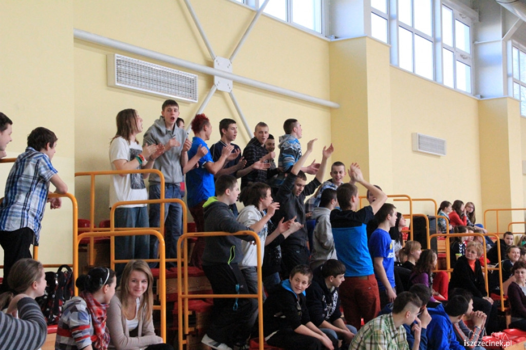 Turniej Regionalny Gimnazjady w Piłce Ręcznej Dziewcząt