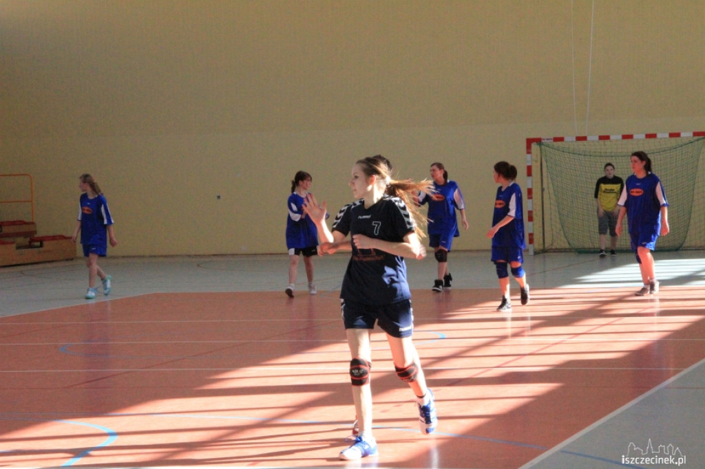 Turniej Regionalny Gimnazjady w Piłce Ręcznej Dziewcząt