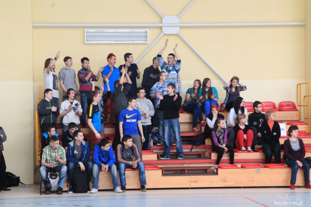 Turniej Regionalny Gimnazjady w Piłce Ręcznej Dziewcząt