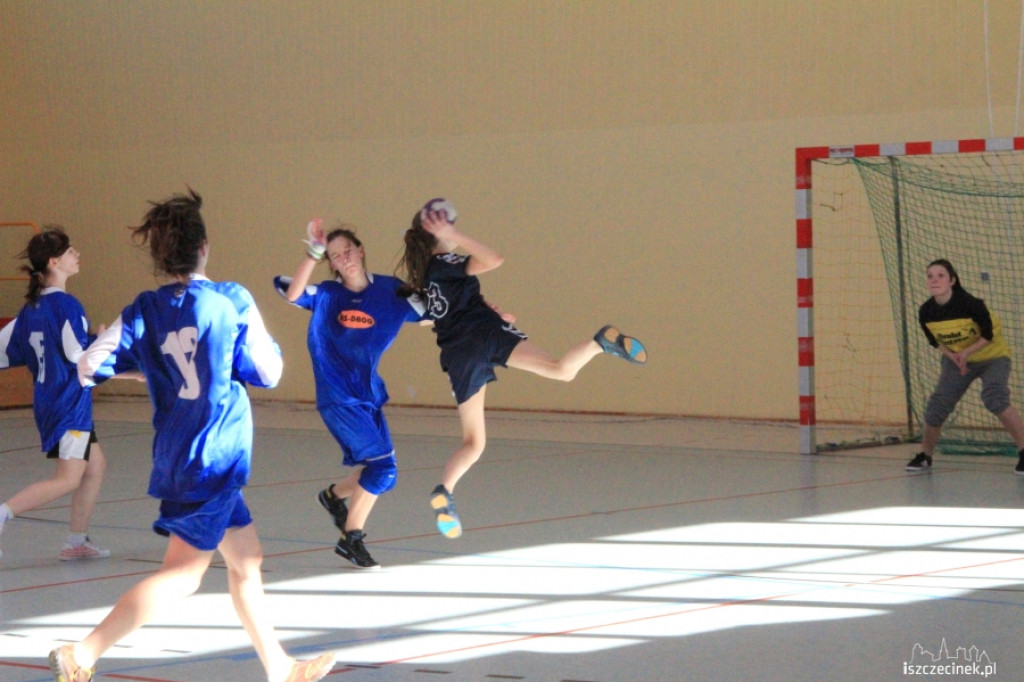 Turniej Regionalny Gimnazjady w Piłce Ręcznej Dziewcząt