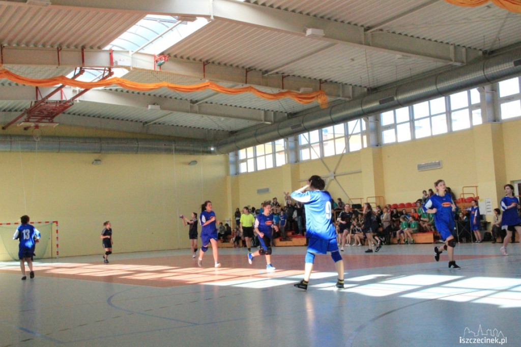 Turniej Regionalny Gimnazjady w Piłce Ręcznej Dziewcząt