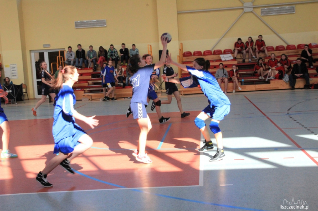 Turniej Regionalny Gimnazjady w Piłce Ręcznej Dziewcząt