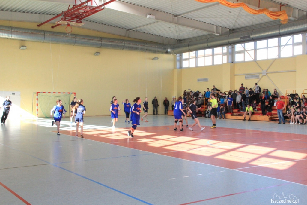 Turniej Regionalny Gimnazjady w Piłce Ręcznej Dziewcząt