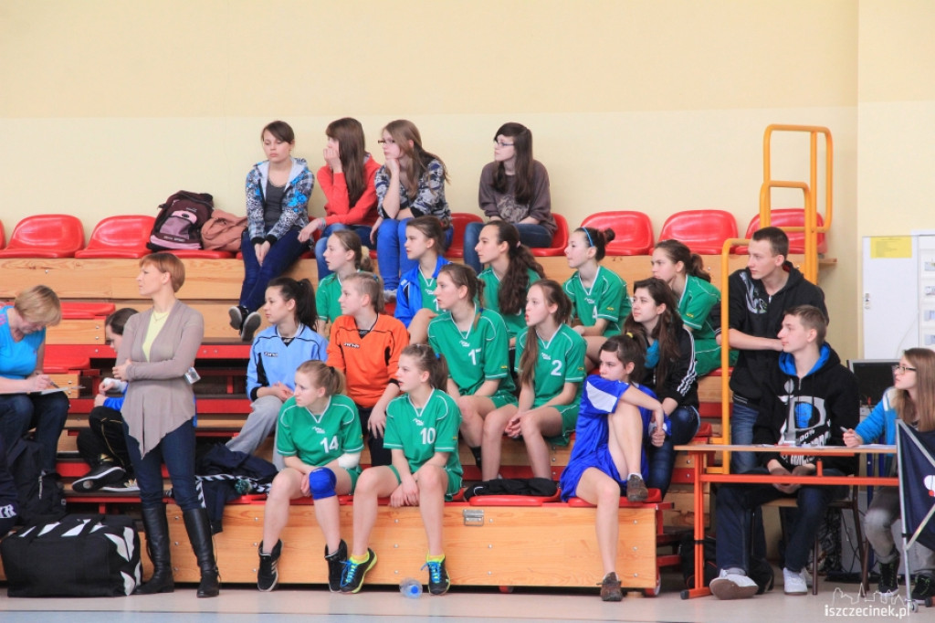 Turniej Regionalny Gimnazjady w Piłce Ręcznej Dziewcząt