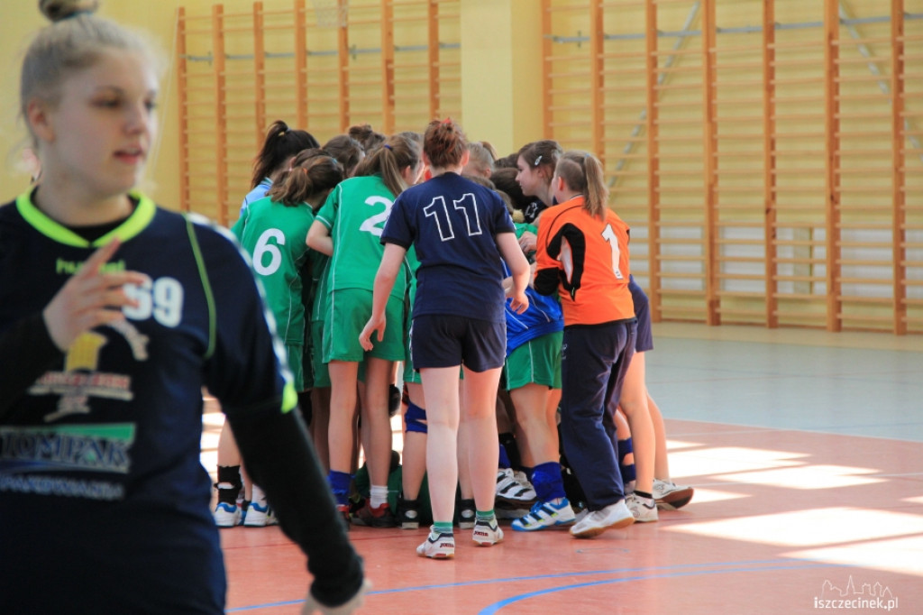 Turniej Regionalny Gimnazjady w Piłce Ręcznej Dziewcząt