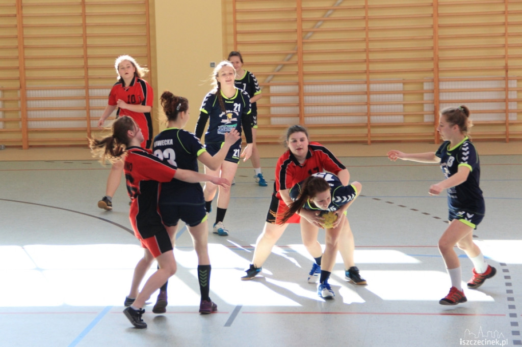 Turniej Regionalny Gimnazjady w Piłce Ręcznej Dziewcząt