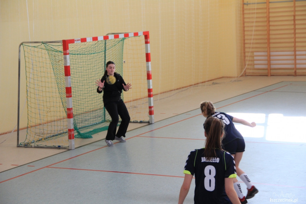 Turniej Regionalny Gimnazjady w Piłce Ręcznej Dziewcząt