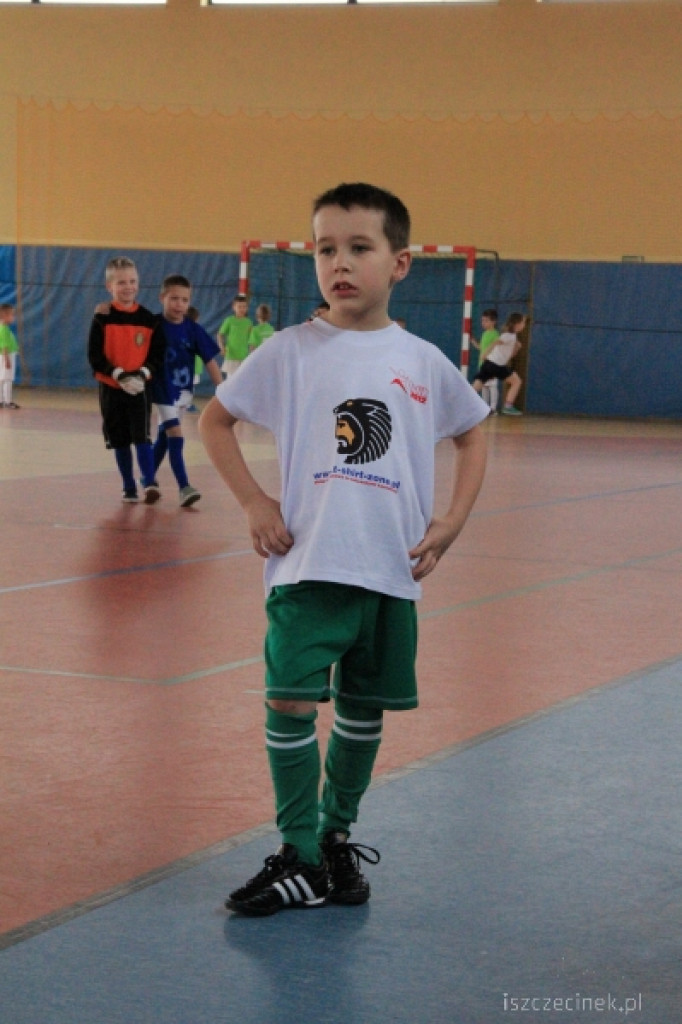 Najmłodsi na boisku