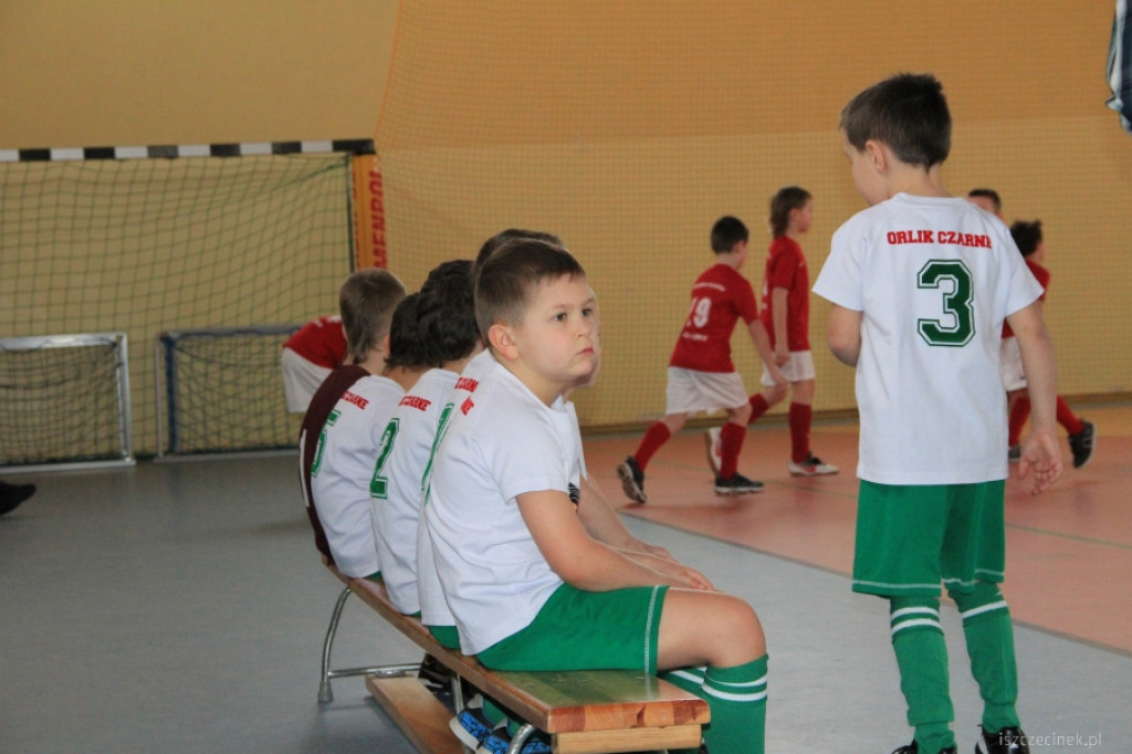 Najmłodsi na boisku