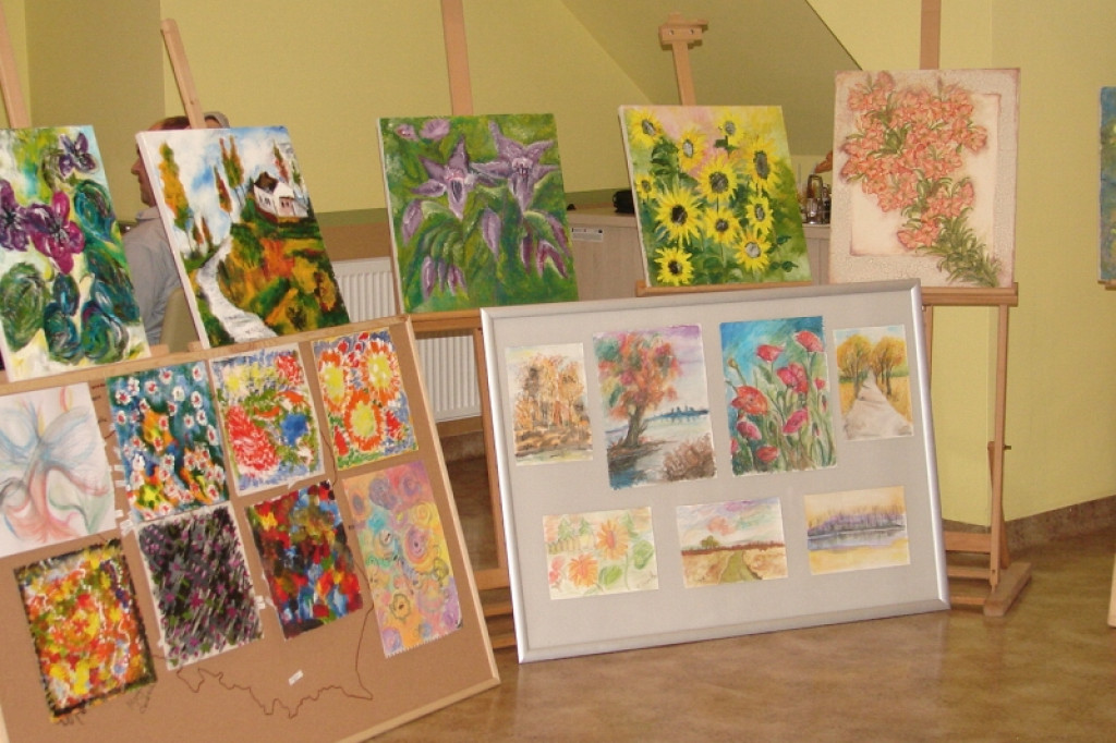 Wystawa prac pacjentów w Centrum SM w Bornem Sulinowie