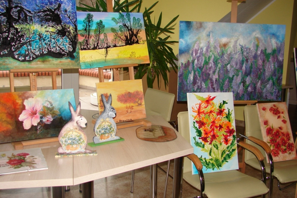 Wystawa prac pacjentów w Centrum SM w Bornem Sulinowie