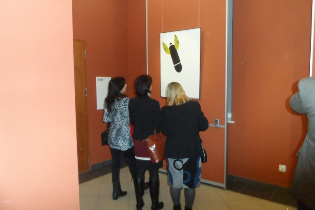 Wernisaż wystawy plakatów autorstwa Adama Klasy