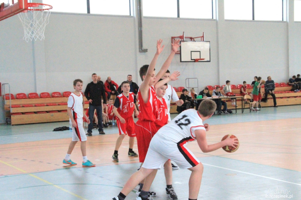 Turniej Regionalny Igrzysk Młodzieży Szkolnej w mini koszykówce chłopców