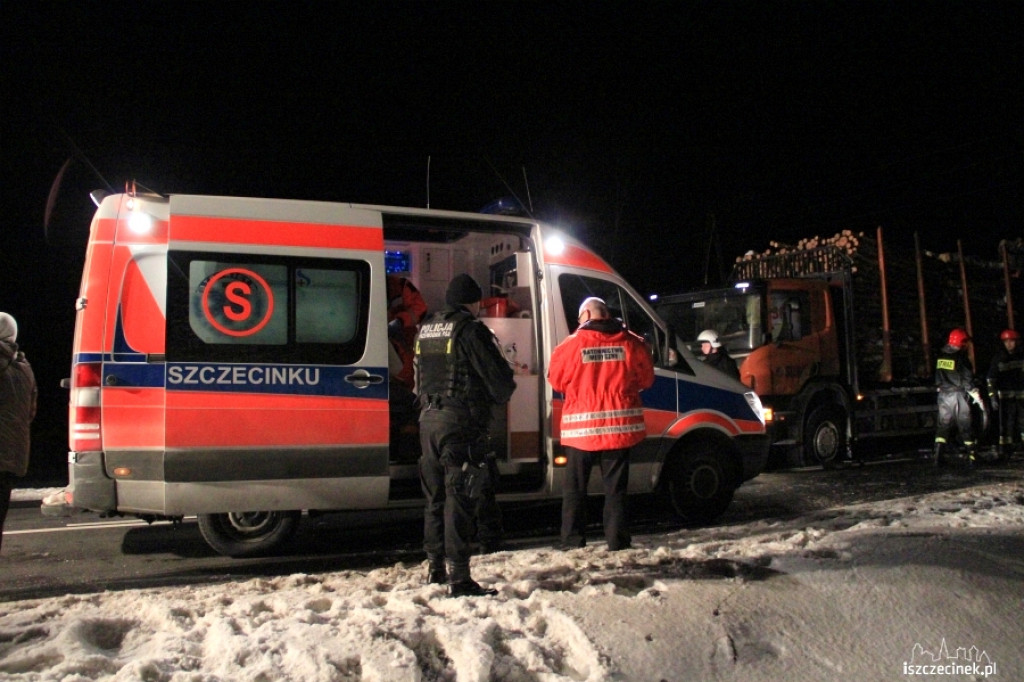 Zderzenie 4 samochodów pod Szczecinkiem